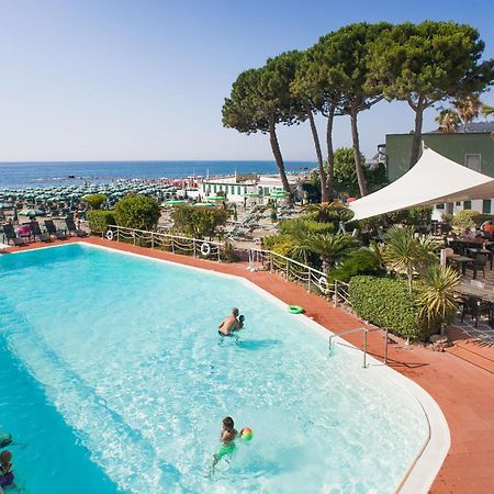 Hotel Gabriella دْيانو مارينا المظهر الخارجي الصورة