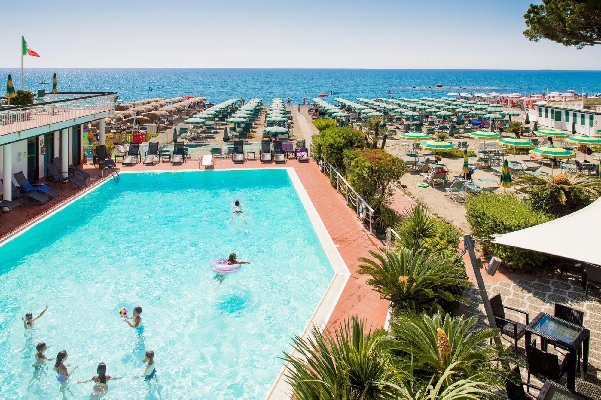 Hotel Gabriella دْيانو مارينا المظهر الخارجي الصورة