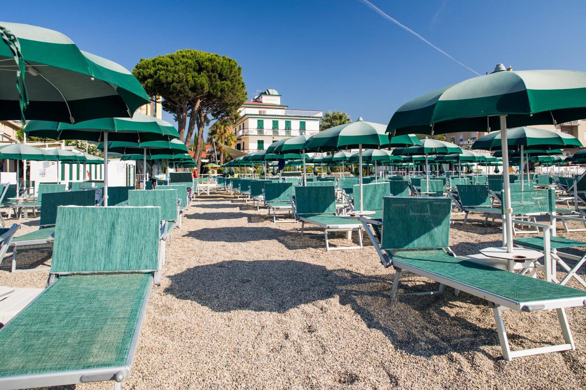Hotel Gabriella دْيانو مارينا المظهر الخارجي الصورة