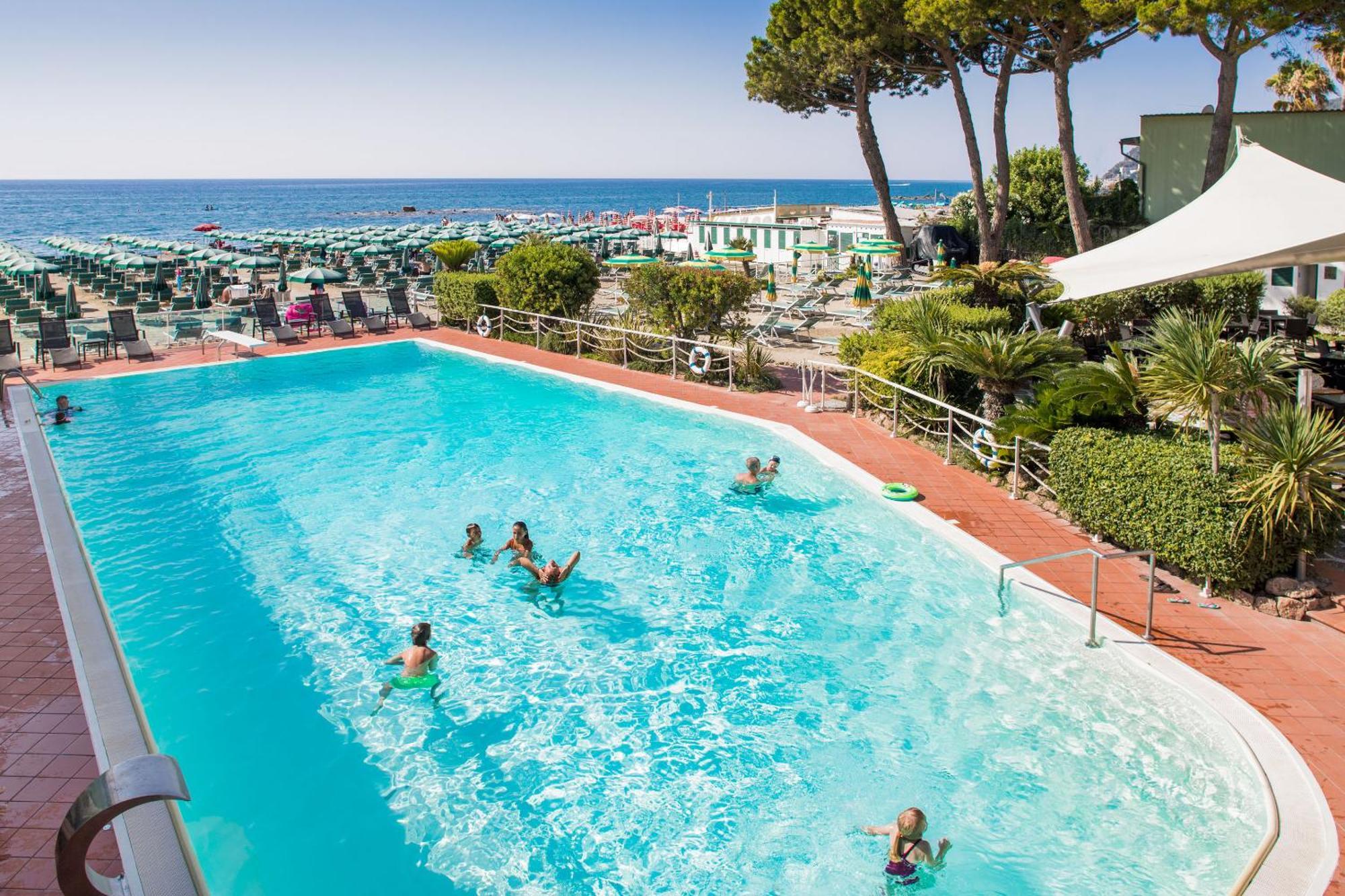 Hotel Gabriella دْيانو مارينا المظهر الخارجي الصورة