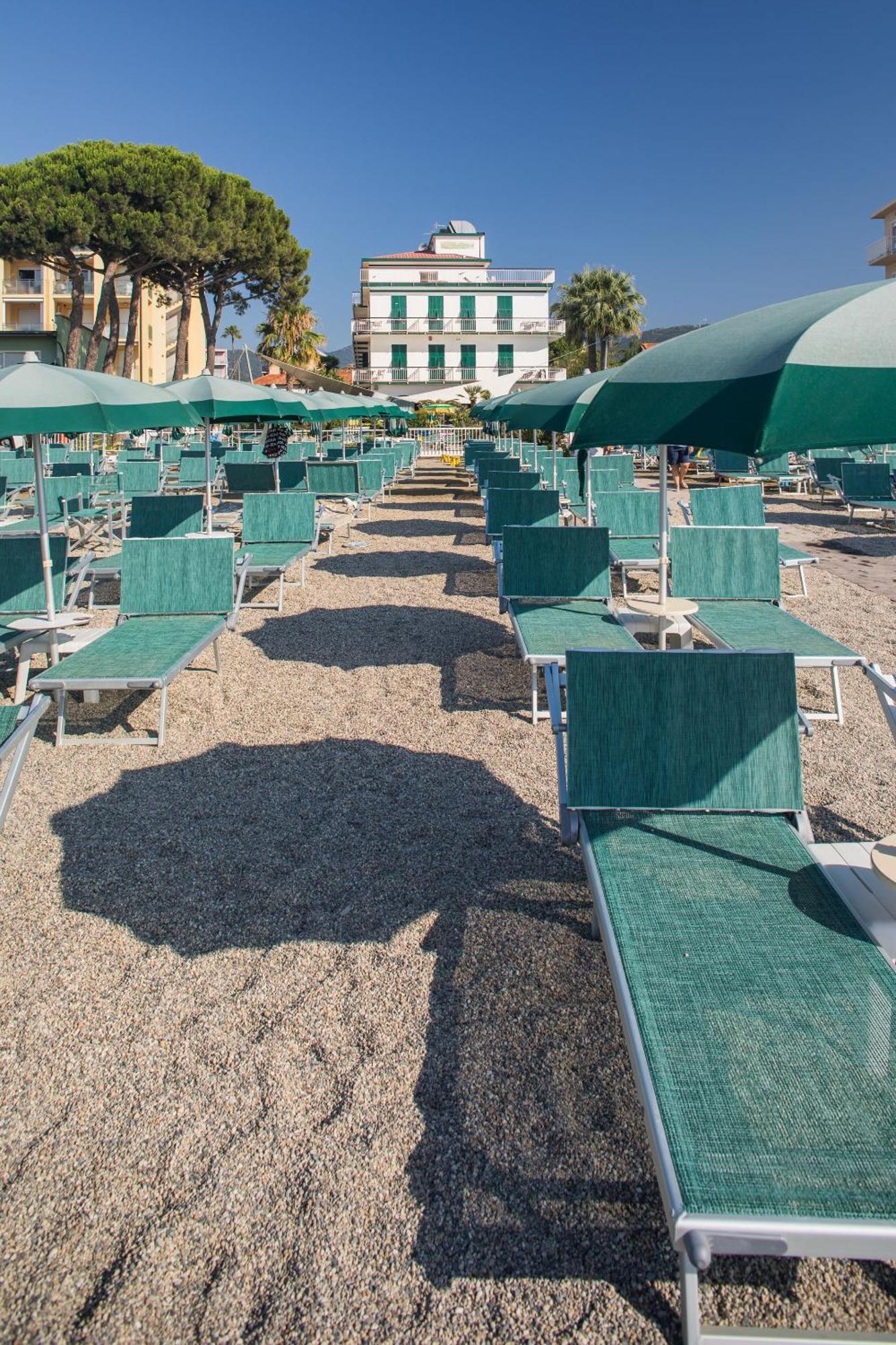 Hotel Gabriella دْيانو مارينا المظهر الخارجي الصورة