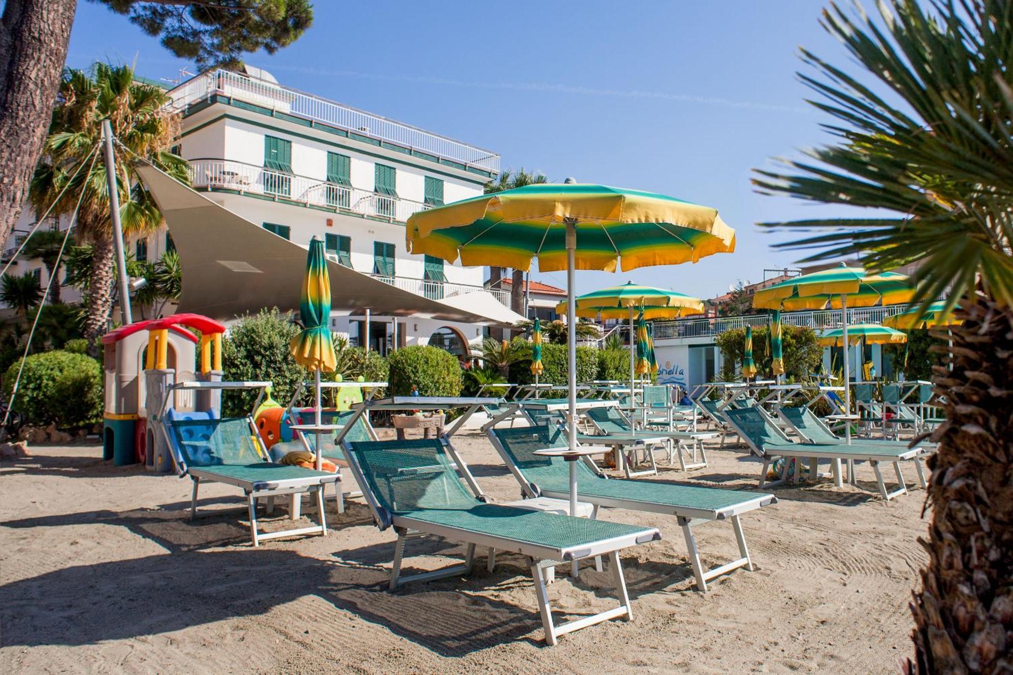 Hotel Gabriella دْيانو مارينا المظهر الخارجي الصورة